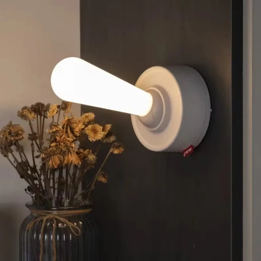 GlowBuddy: Lámpara LED de escritorio recargable con brillo ajustable